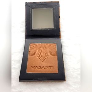 Vasanti Mineral Bronzer!